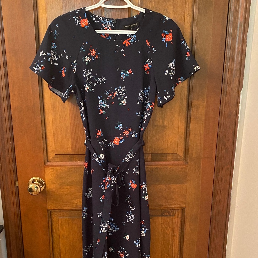 Floral-print dress